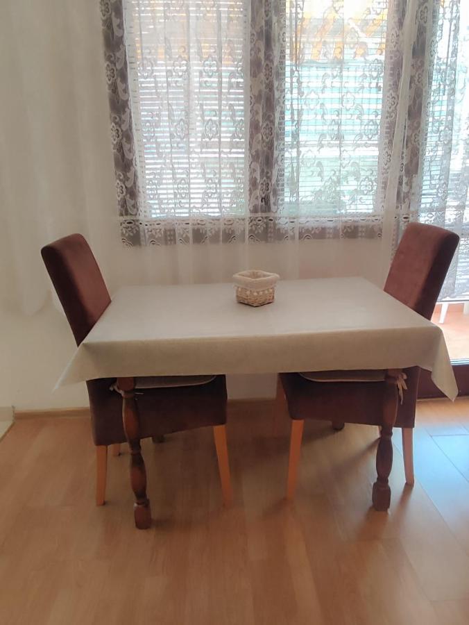 Apartmani Valentino 马卡尔斯卡 外观 照片